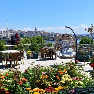 Garden Terrace Bed and breakfast